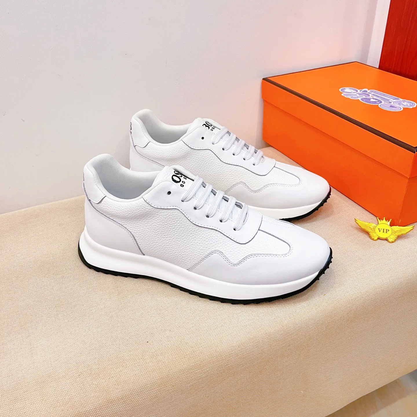 Men's shoes 💰 460💰【LV】🔥Louis Vuitton, high-end men's shoes brand official website 1:1 latest masterpiece: uppers are made of Italian imported first-layer cowhide with comfortable and breathable lining➕original non-slip and wear-resistant outsole🔥, making walking more convenient and comfortable! An exclusive new model, a stunning work, a beautiful 1:1 replica [color] compared to the official quality! Create a fashionable personality to set off your uniqueness! A must-have for trendy men! Classic🔥Size: 38-44 Color: 🔥Multiple colors available🔥.